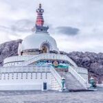 Leh Ladakh Tour Package with Pangong Lake, Nubra Valley and mountain landscape view