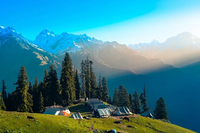 Himachal Pradesh Luxury Tour Packages